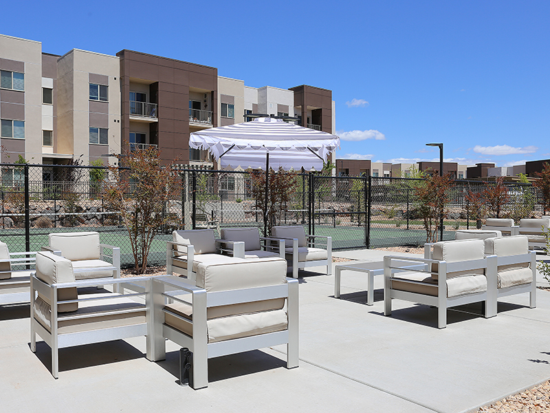 Poolside Lounge | Sky at Brio
