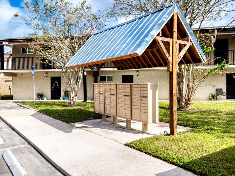 Hampton Villa Apartments in Jacksonville, FL 32209 Market Apartments