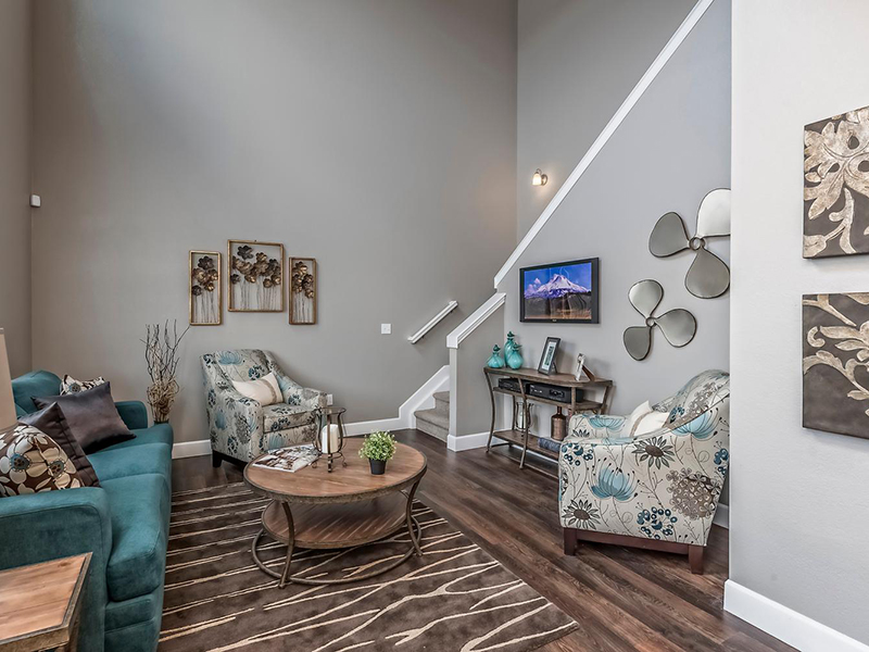 Living Room | Willow Point Townhomes