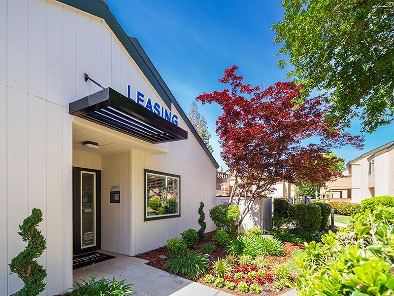 Leasing Office | The Juniper Apartments in Sacramento, CA