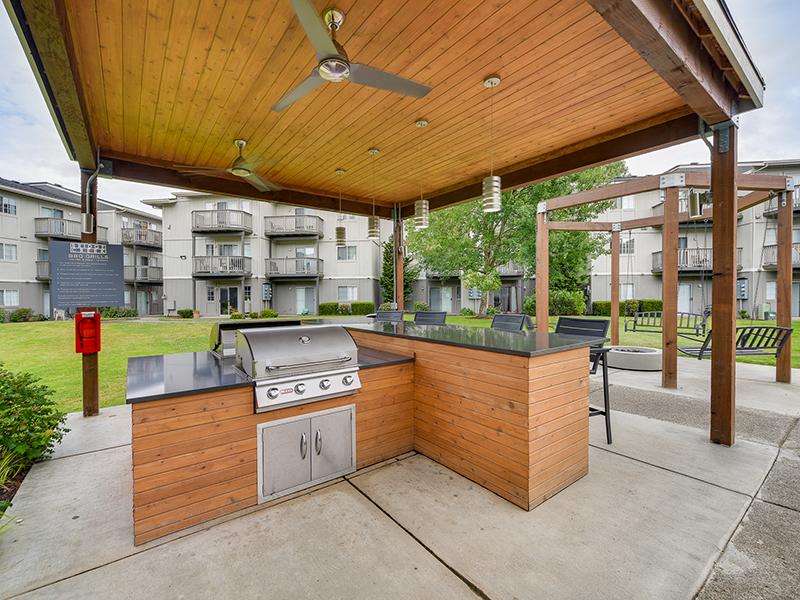 Grill | Bridge Creek Apartments