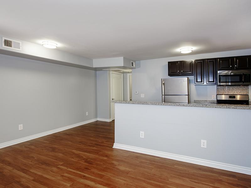 Living Room & Kitchen | Hollywood View Towers