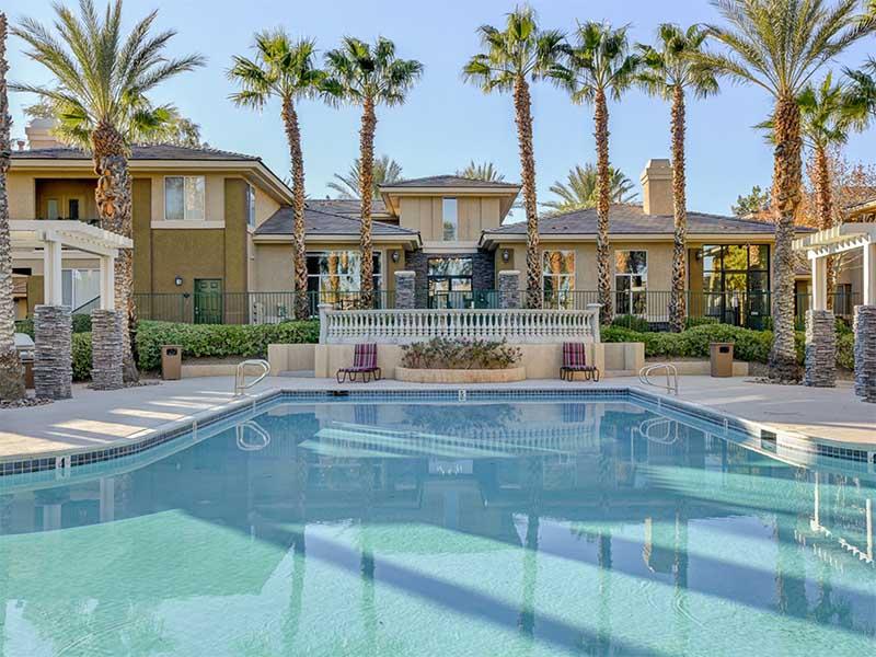Swimming Pool | St Clair Apartments