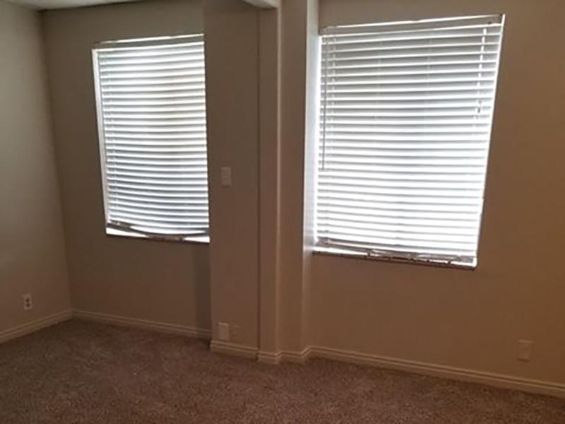 Room | The Kirk Apartments