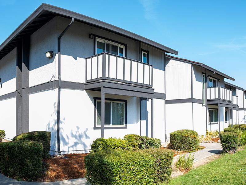 Building | Rockwell Manor
