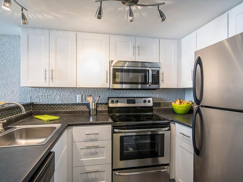 Kitchen | Portola Biltmore Apartments
