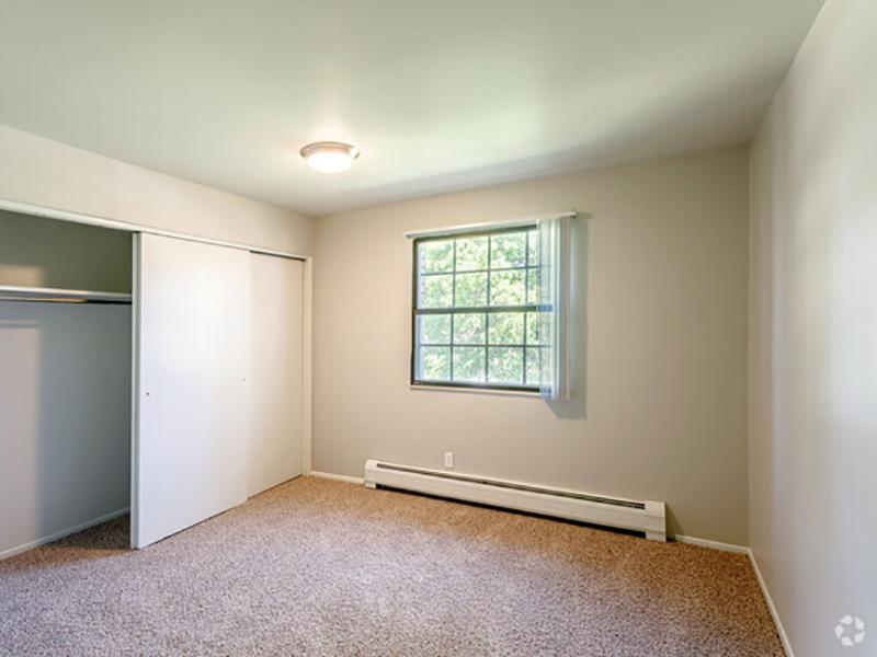 Bedroom | Franklin Flats