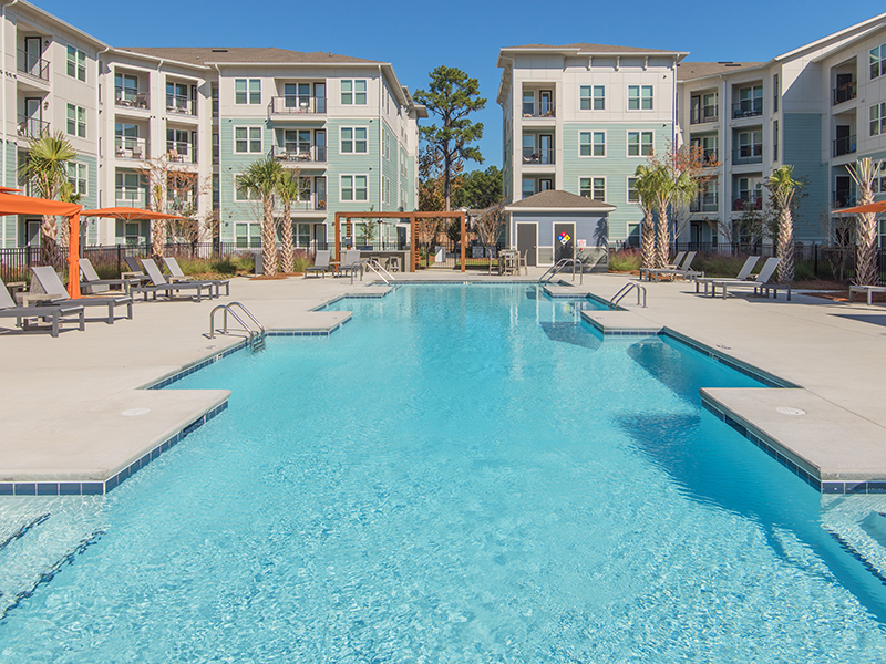 Swimming Pool | Atlantic on the Avenue