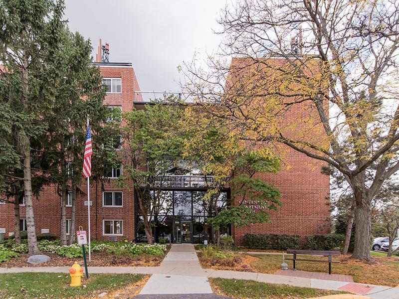 Centennial North | Mount Prospect, IL