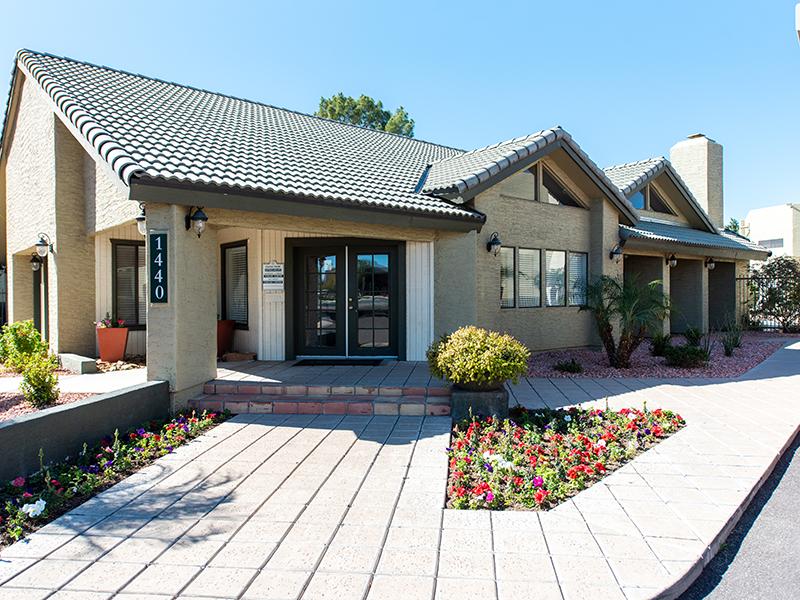 Clubhouse | Apartments in Mesa, AZ