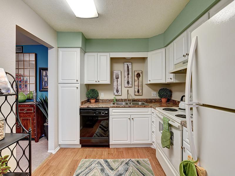 Fully Equipped Kitchen | Township Square Apartments in Saginaw, MI