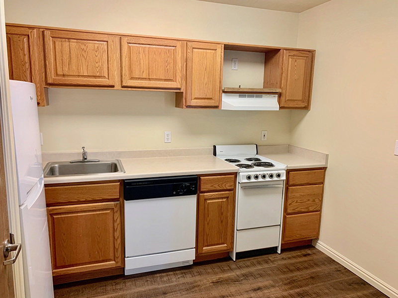 Kitchen | Riley Court Apartments