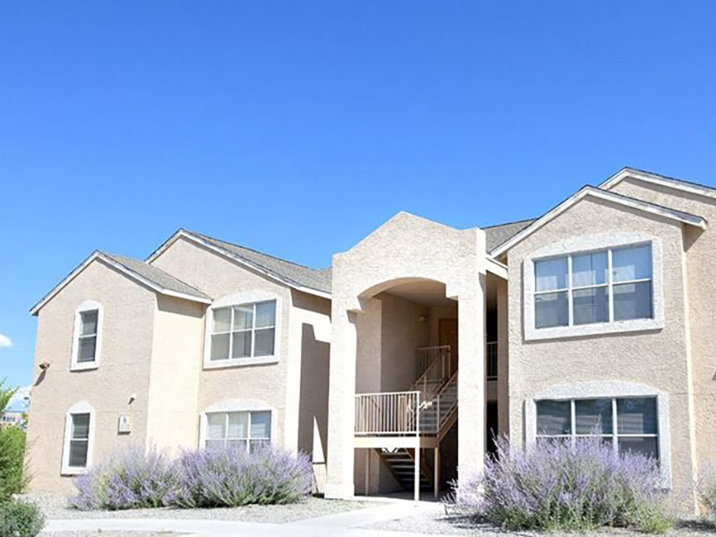 Building Exterior | Las Lomas