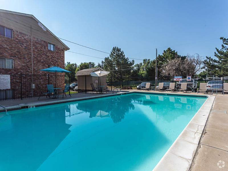 Pool | Franklin Flats in Greenly, CO