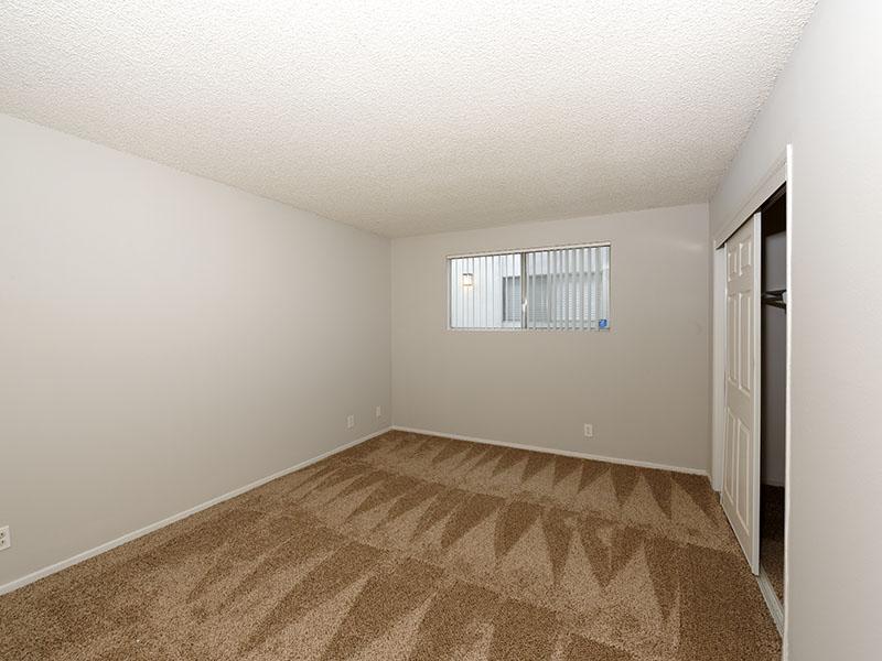 Bedroom - 1 Bedroom Apartments California