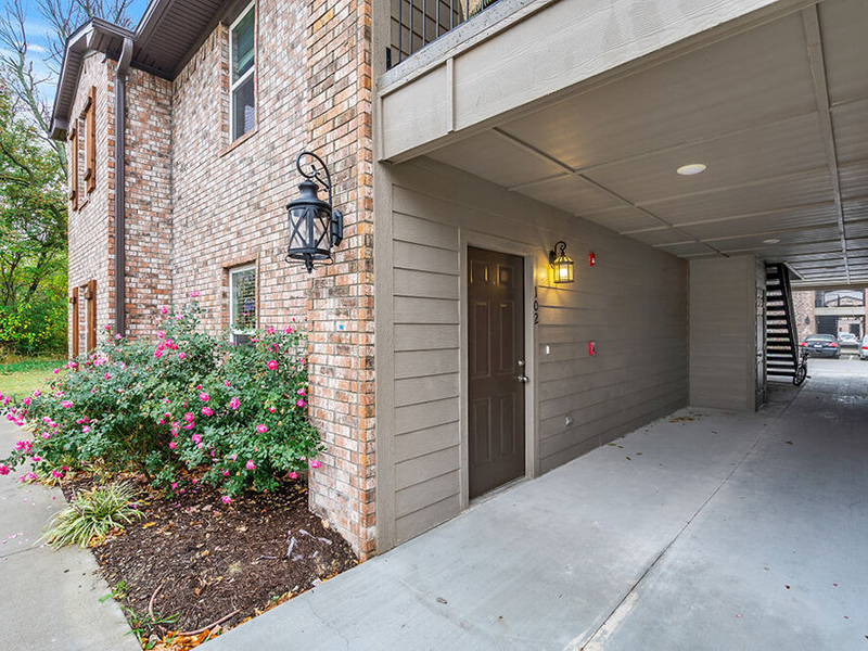 Exterior | Frisco Apartments on Walnut