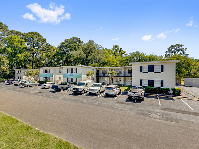 Apartment Exterior | Villas on the Hill 1111
