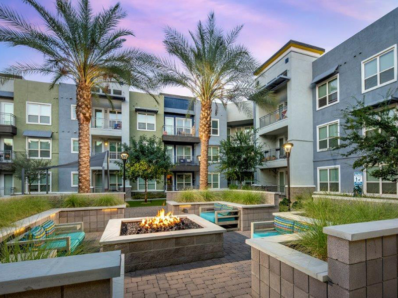 Firepit | Skye at McClintock Station Apartments in Tempe, AZ
