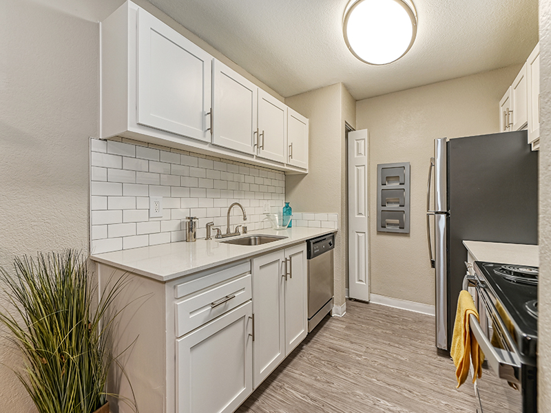 Kitchen | The Crossing at Wyndham Apartments in Sacramento, CA