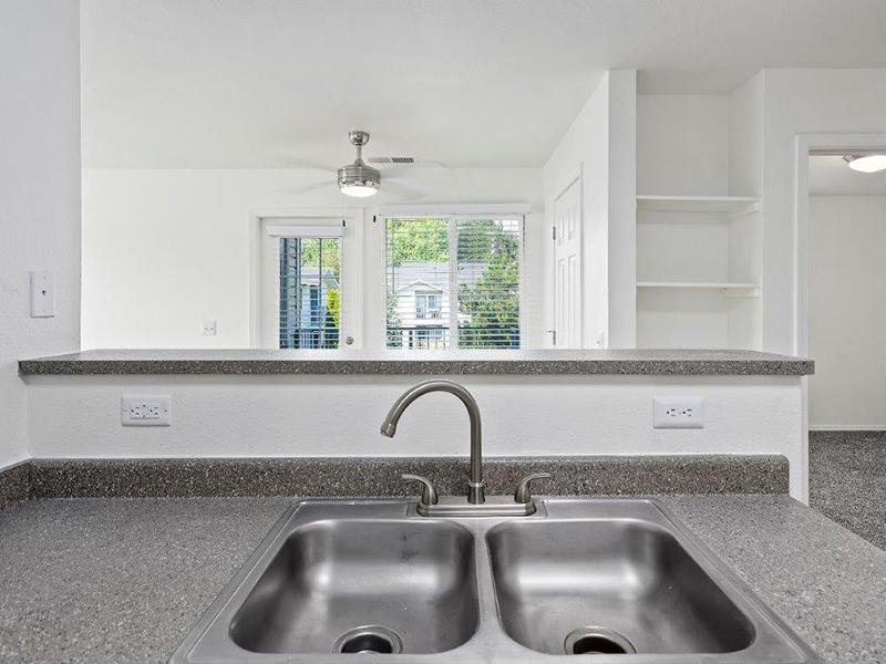 Kitchen | Cedar Square Apartments