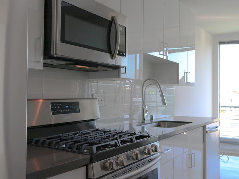 Kitchen | Glasdore Lofts