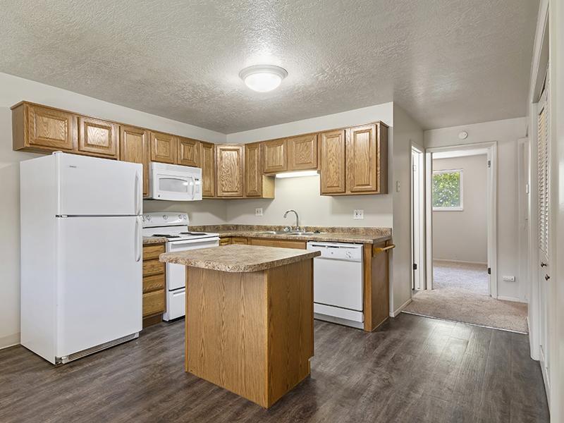 Kitchen | Woodside at Holladay Apartments in Salt Lake City, UT