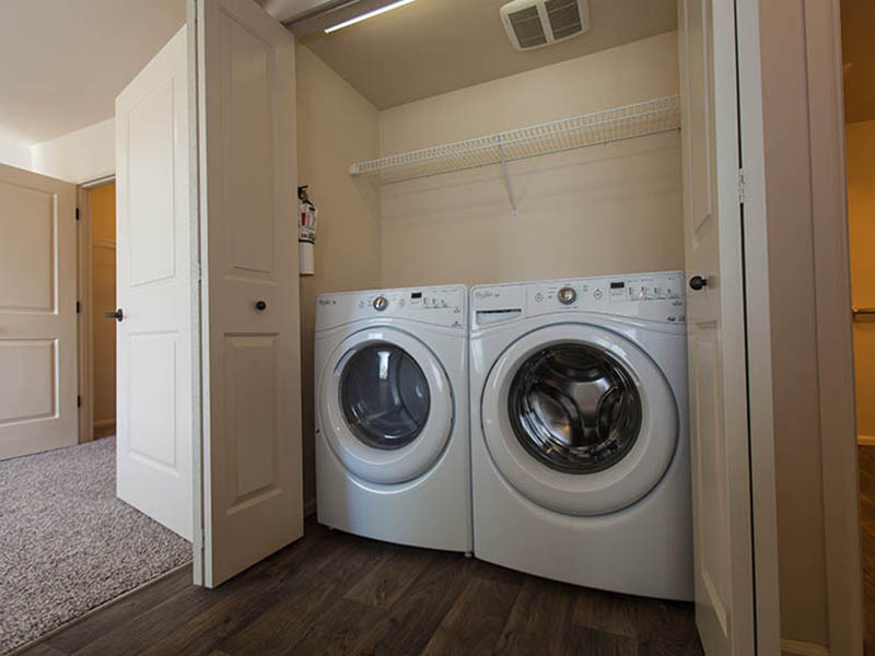Washer & Dryer | The Outlook Apartments in Graham, WA