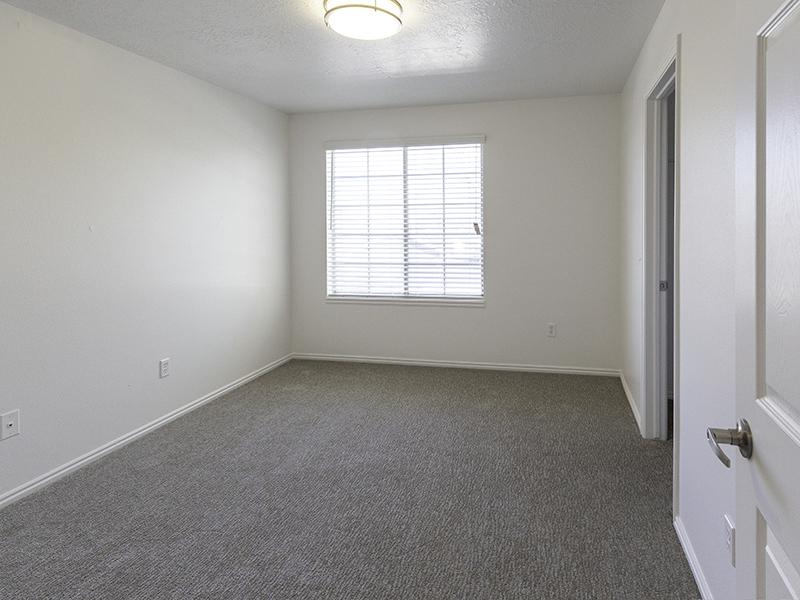 Room | Woodgate Apartments