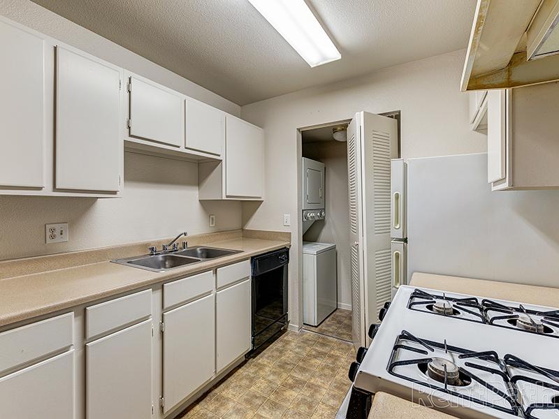 Kitchen | Somerset Commons