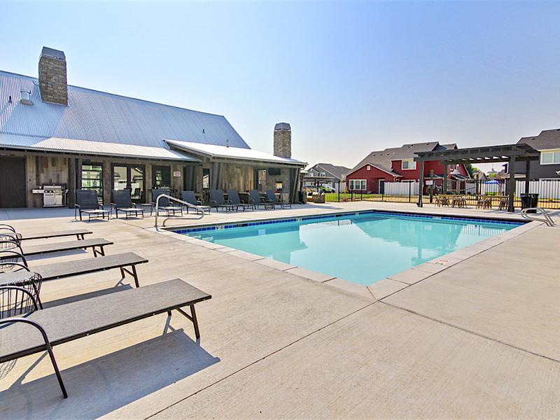 Swimming Pool | Cottages at Stonesthrow Meridian Townhomes 