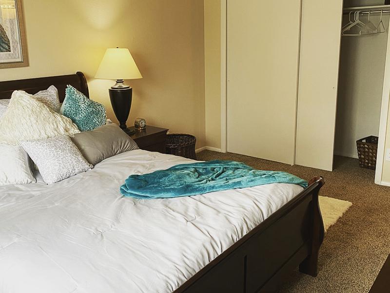 Room | Fox Creek
