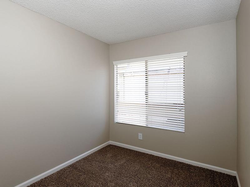 Studio Apartments in Santa Ana, CA