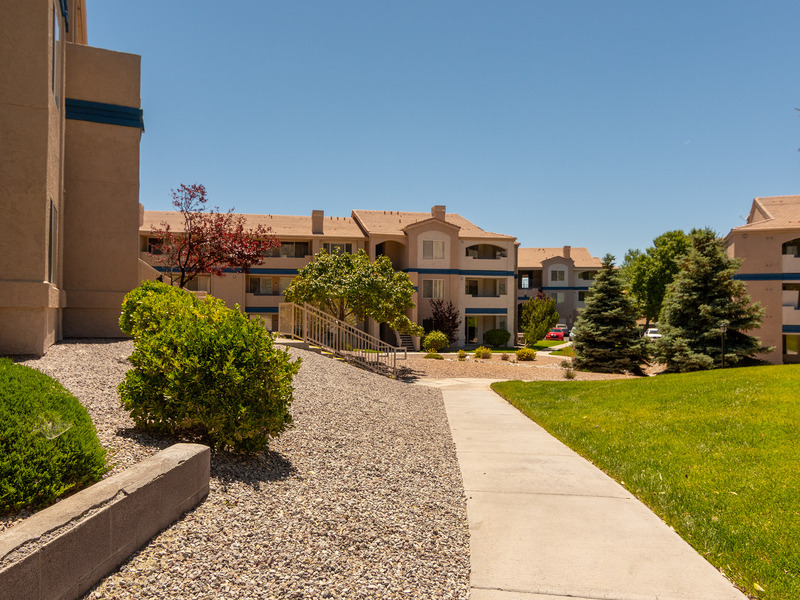 Apartments Near Me | Allegro at Tanoan Apartments in Albuquerque, NM