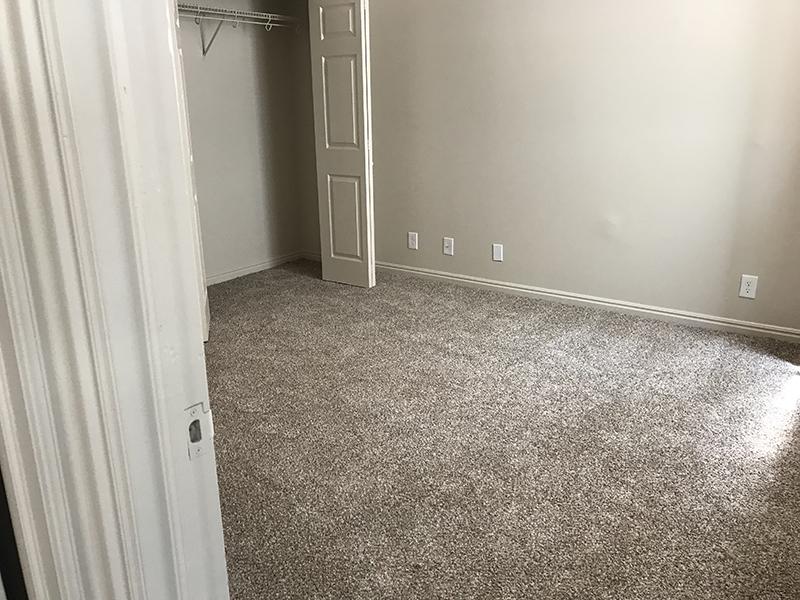 Carpeted Interior | The Kirk