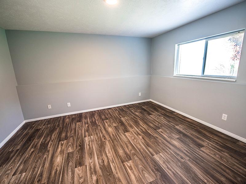 Hardwood Floors | Hidden Cove Apartments