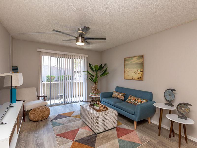 Family Room | Fairways on Thunderbird