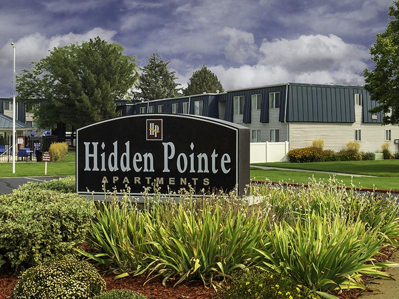 Welcome Sign | Hidden Pointe