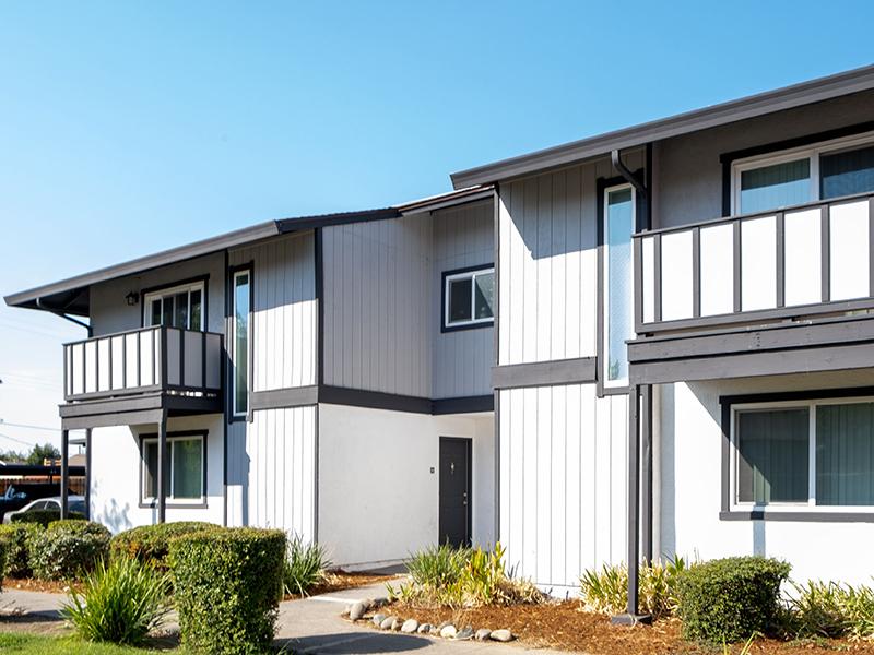 Exterior | Rockwell Manor