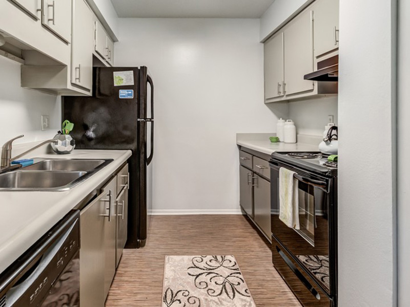 Fully Equipped Kitchen | The HUB Tallahassee