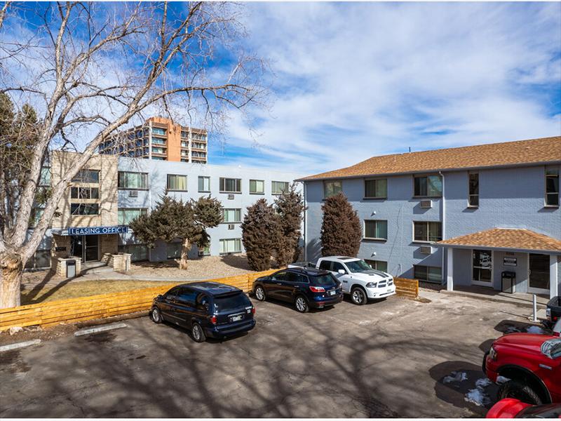 Property Exterior | Continental Court Apartments