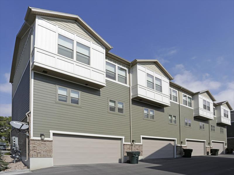 Exterior | Bella Grace