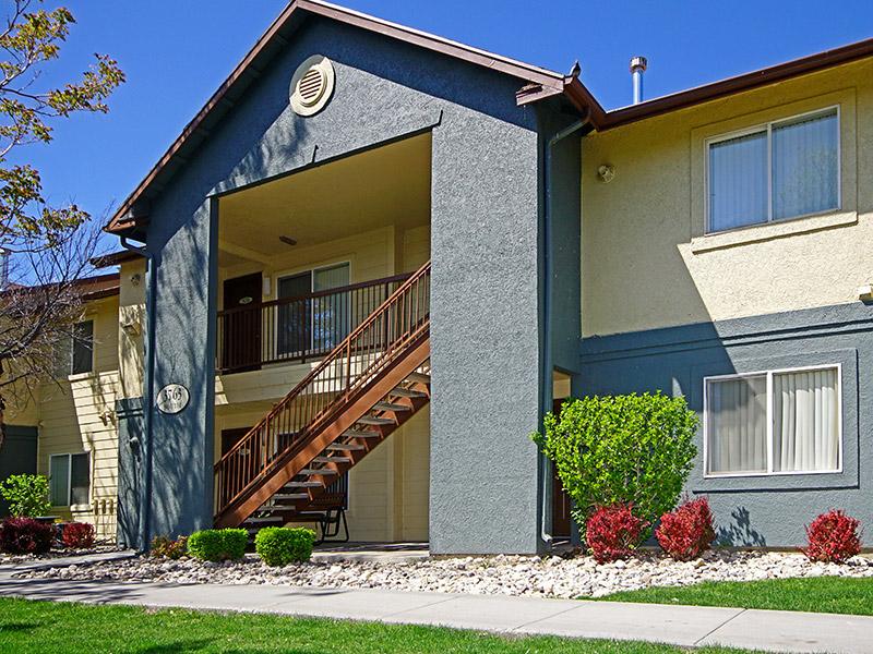 Building | Mountain Shadows Apartments in Salt Lake City, UT