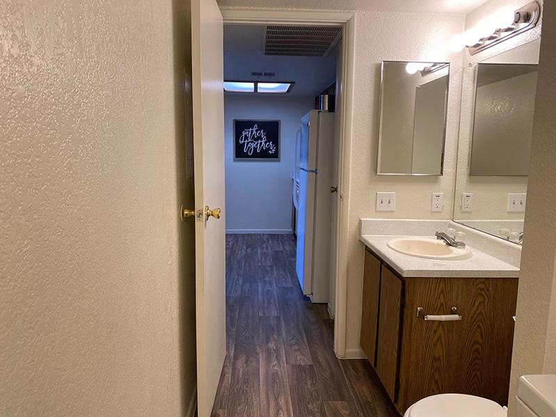 Falcon Glen Apartments In Mesa Az 85205 Market Apartments