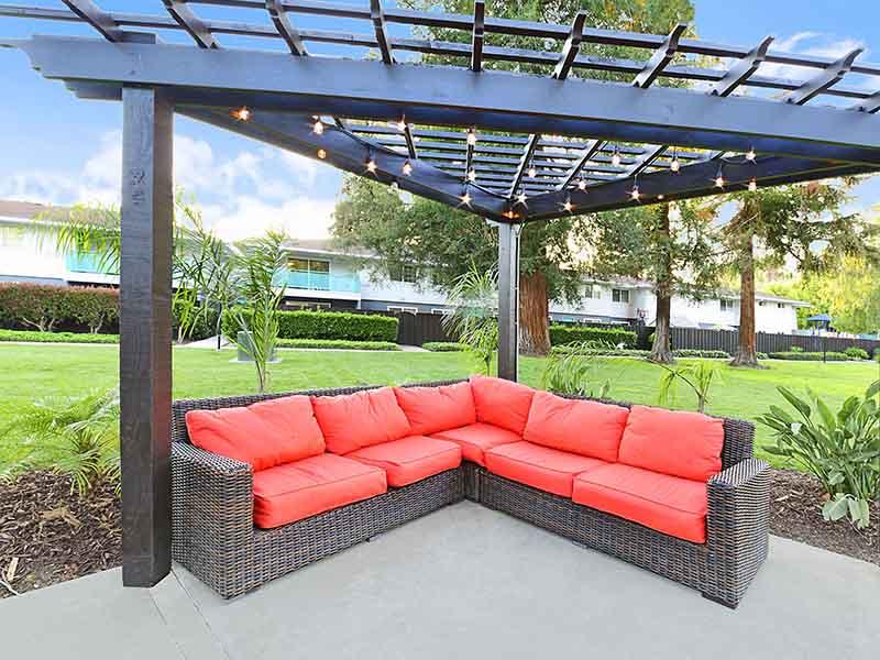 Outdoor Lounge | Camden Village Apartments