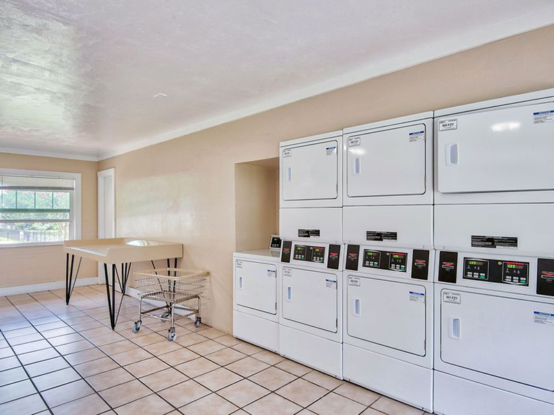 Apartments for Rent in Ocala, FL Photos of Hickory Knoll