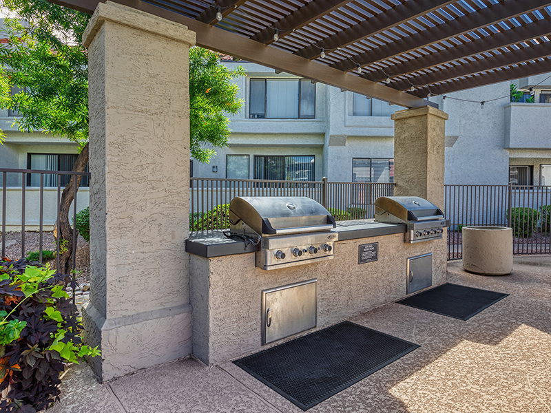 Grill Area | Talavera Apartments in Tempe, AZ