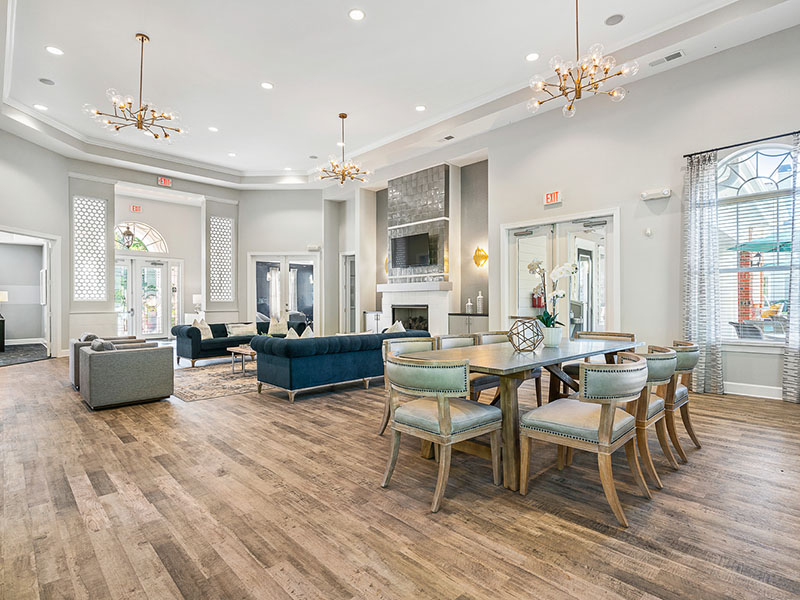 Lounge | Millennium Apartments