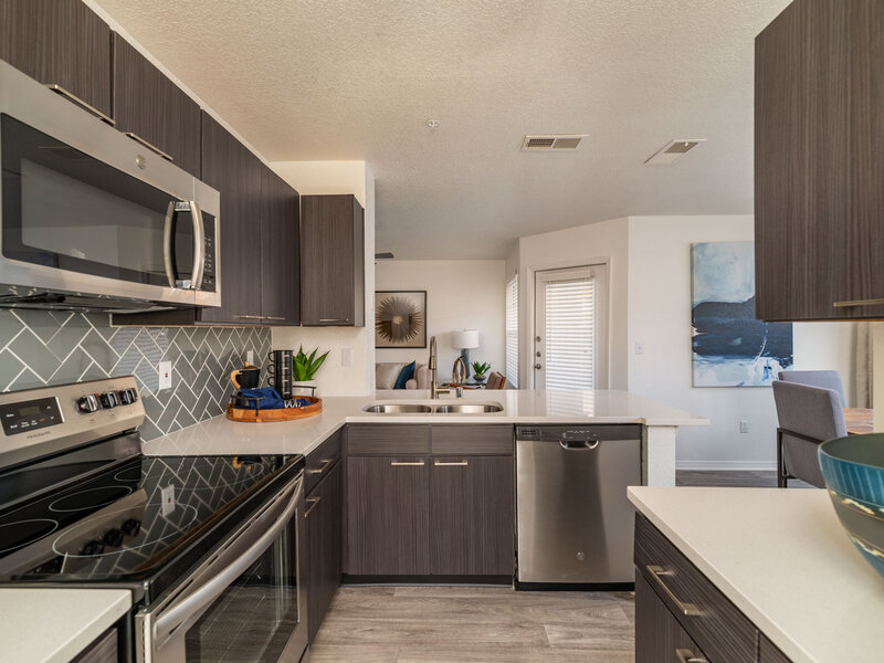 Kitchen Appliances | La Ventana Apartments in Albuquerque, NM