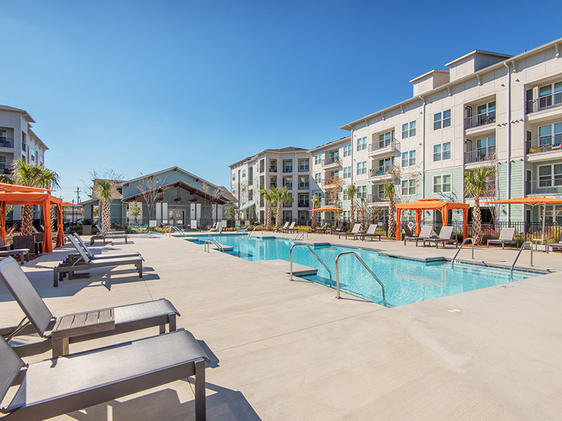 Pool | Atlantic on the Avenue