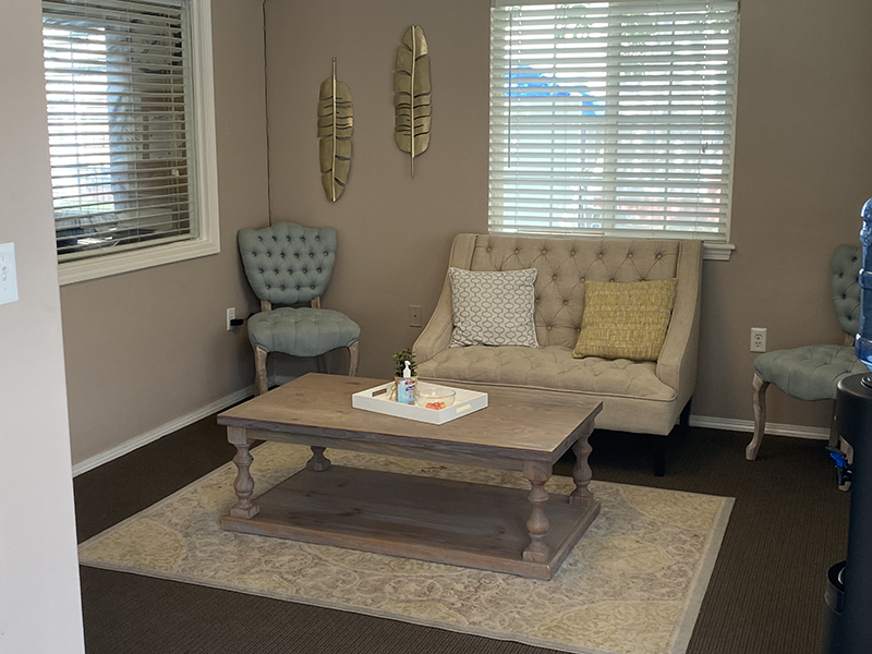 Living Room | Westland Cove Apartments in West Valley City, UT